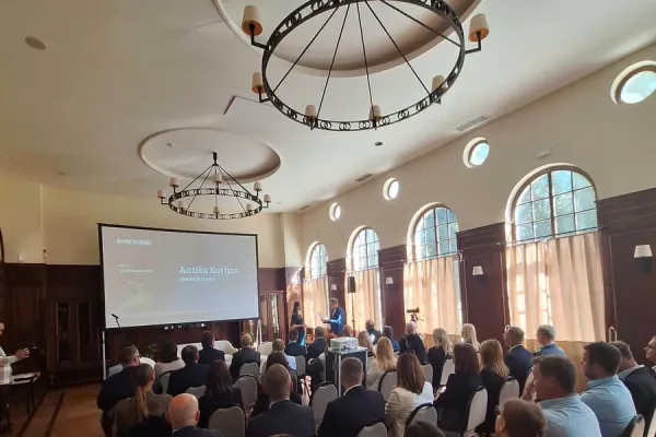dolenjsko-posavska-gazela-04C6400A27-F7B5-EF7A-072F-04437B747A30.webp